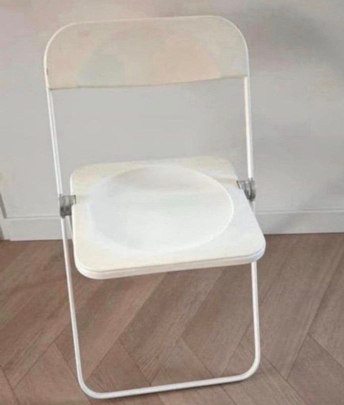 Anonima Castelli Plia klapstoel by Giancarlo Piretti, Huis en Inrichting, Stoelen, Ophalen, Zo goed als nieuw, Wit, Eén