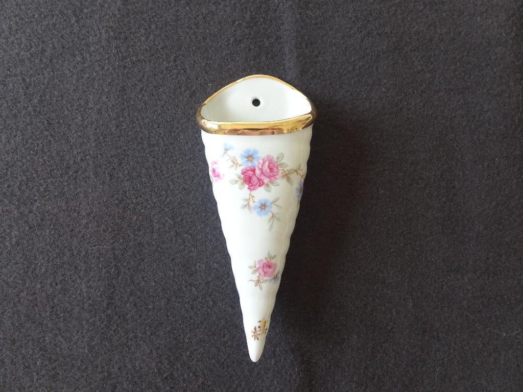 Limoges France verguld poseleinen wandvaas bloemen, Antiek en Kunst, Antiek | Vazen, Ophalen of Verzenden