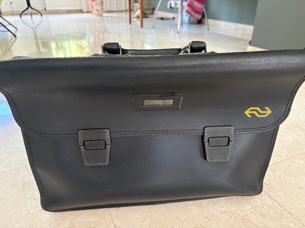 Conducteurs tas NS, Gebruikt, Zwart, Leer, Ophalen