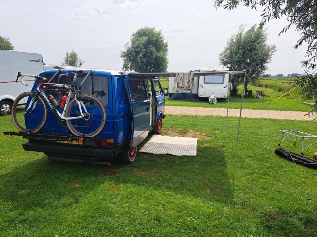 Complete Volkswagen T3 - 1987, Caravans en Kamperen, Campers, Buscamper of Camperbus, Volkswagen, Luifel, Handgeschakeld