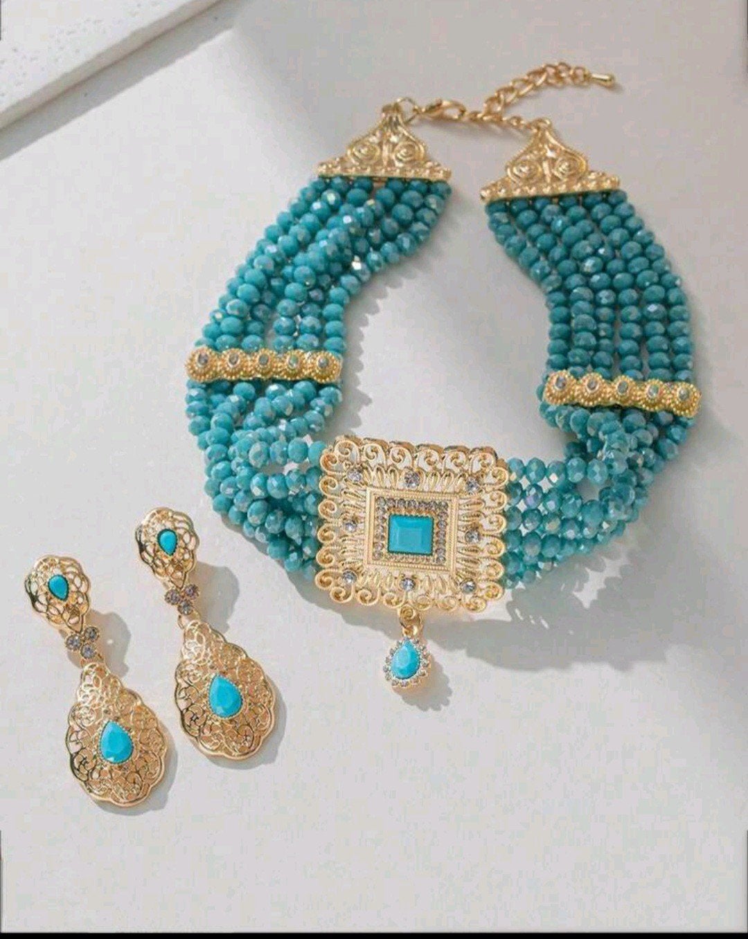 Nieuwe turquoise kralen ketting en oorbellen set, Overige materialen, Blauw, Nieuw, Ophalen of Verzenden
