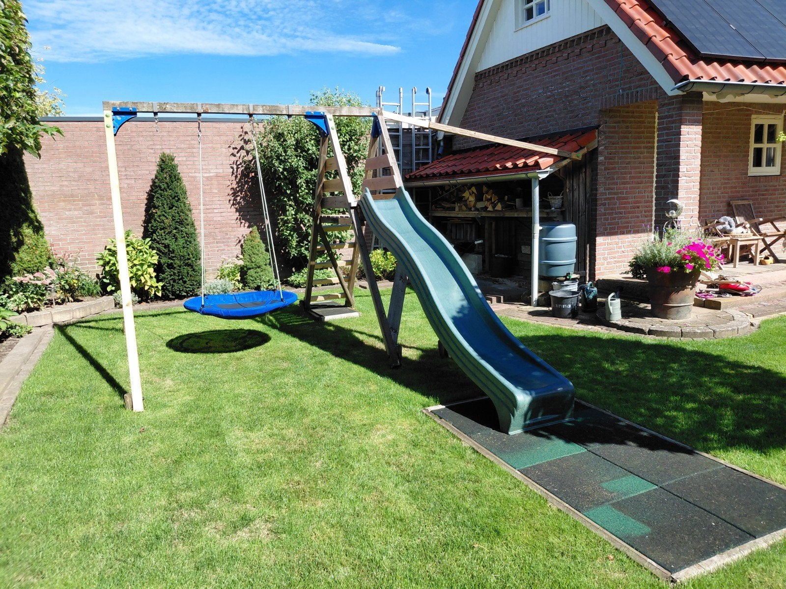 Mooi en leuk, gerenoveerd speeltoestel., Kinderen en Baby's, Speelgoed | Buiten | Speeltoestellen, Ophalen, Zo goed als nieuw