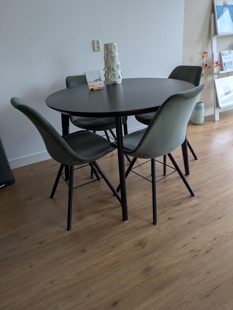 Zwarte ronde tafel plus eetkamerstoelen, Huis en Inrichting, Tafels | Eettafels, Ophalen, Gebruikt, 50 tot 100 cm, Rond