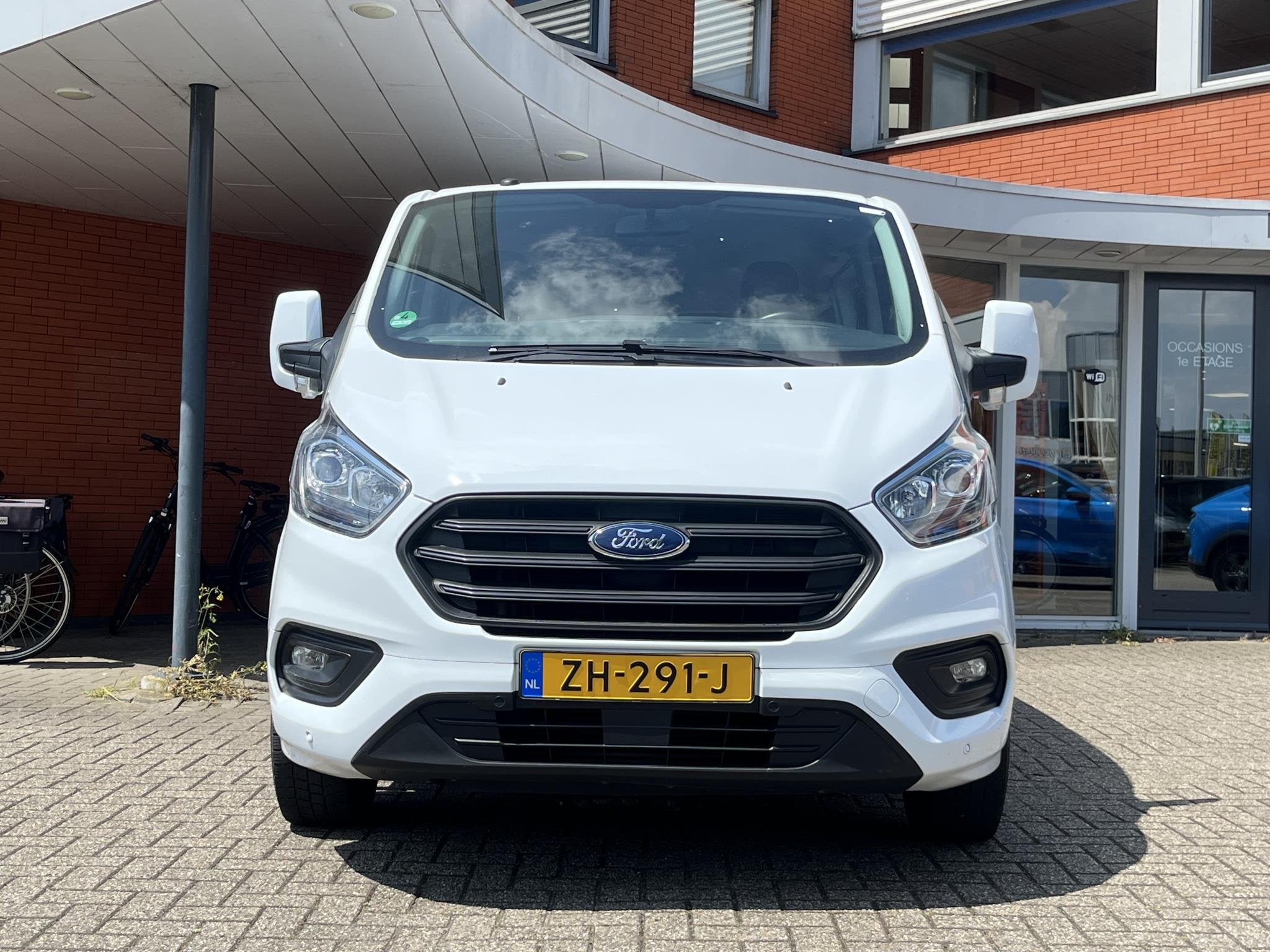 Ford Transit Custom 320 2.0 TDCI 105PK L2H1 Trend 9 PERSOONS, Auto's, Voorwielaandrijving, Stof, Gebruikt, Euro 6