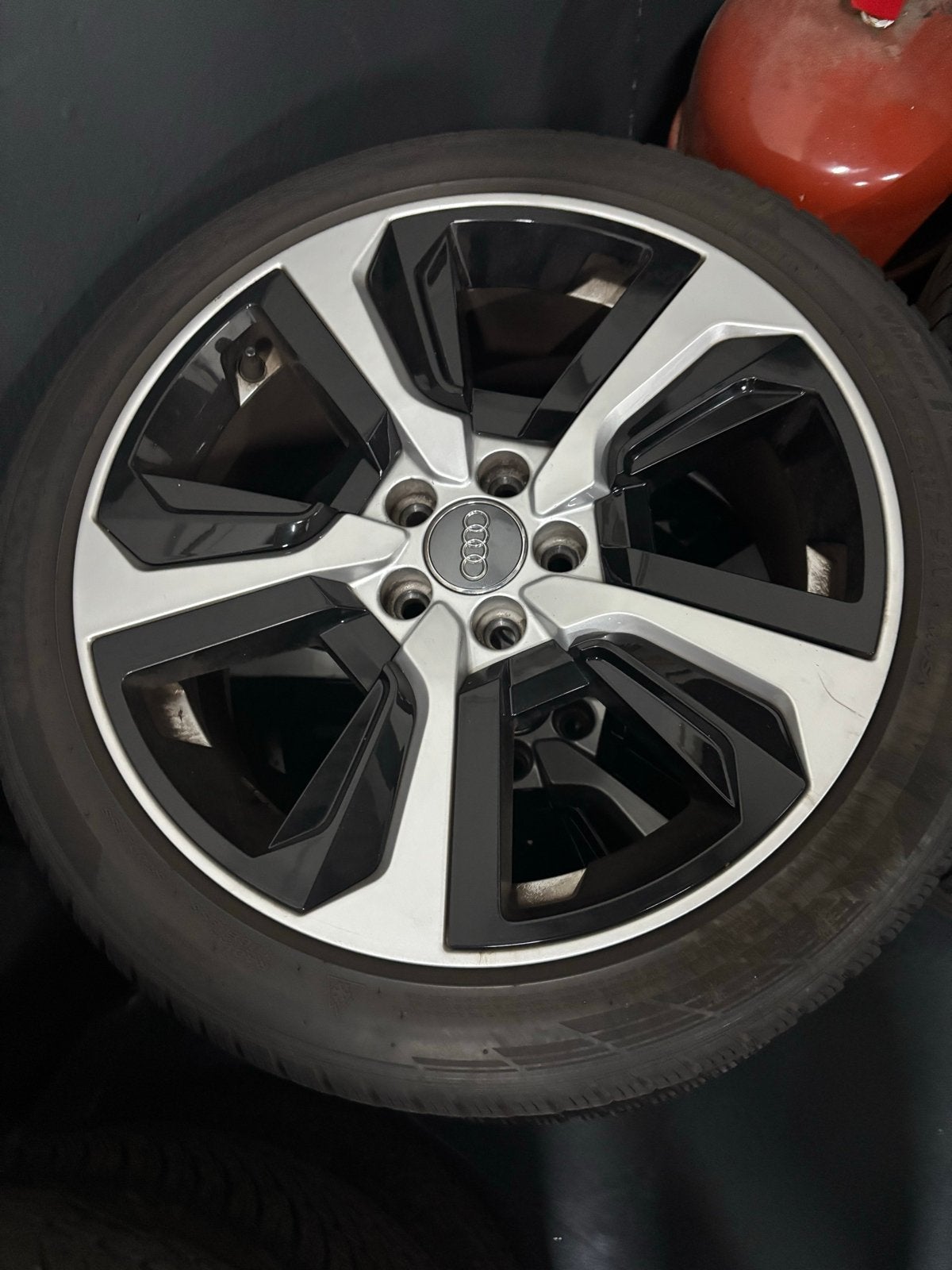 Audi a1 17 inch velgen met banden 5x100, Ophalen, Banden en Velgen, 17 inch, Winterbanden