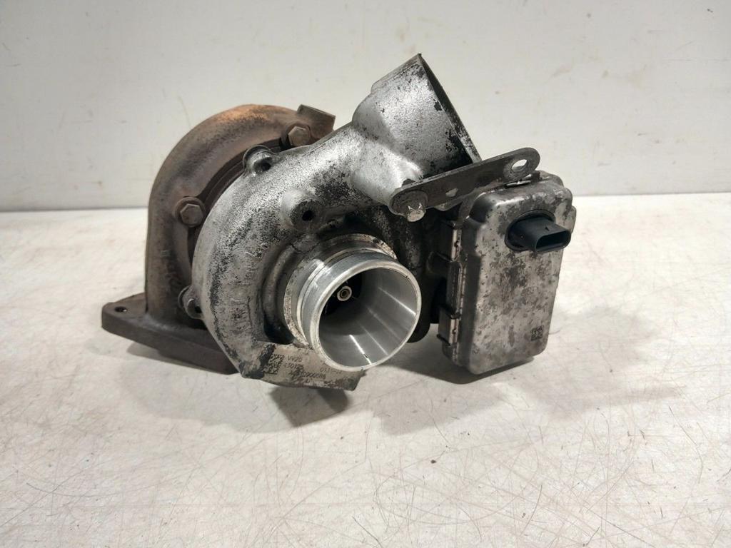 Turbo Mercedes-Benz E-Klasse, Onderdelen@venauto.nl, Van der Ven Autorecycling B.V., Gebruikt, Ettenseweg 76, 4706 PB Roosendaal, The Netherlands