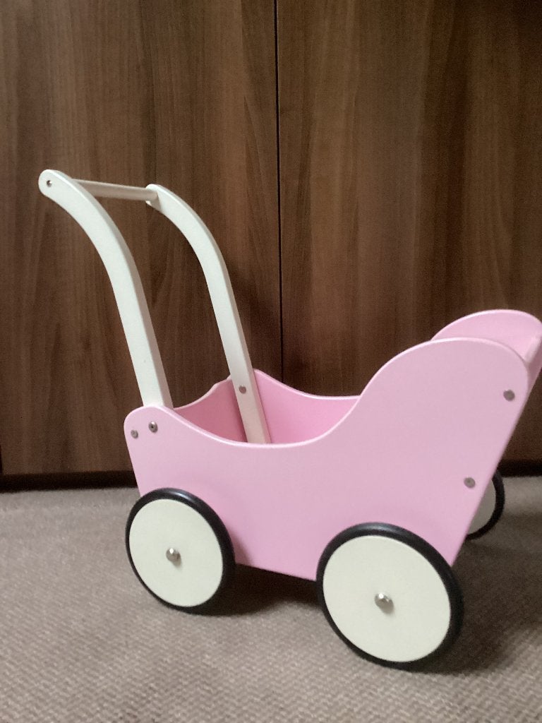 Roze houten poppenwagen voor de kleine poppenmoeder, Ophalen, Zo goed als nieuw, Overige typen
