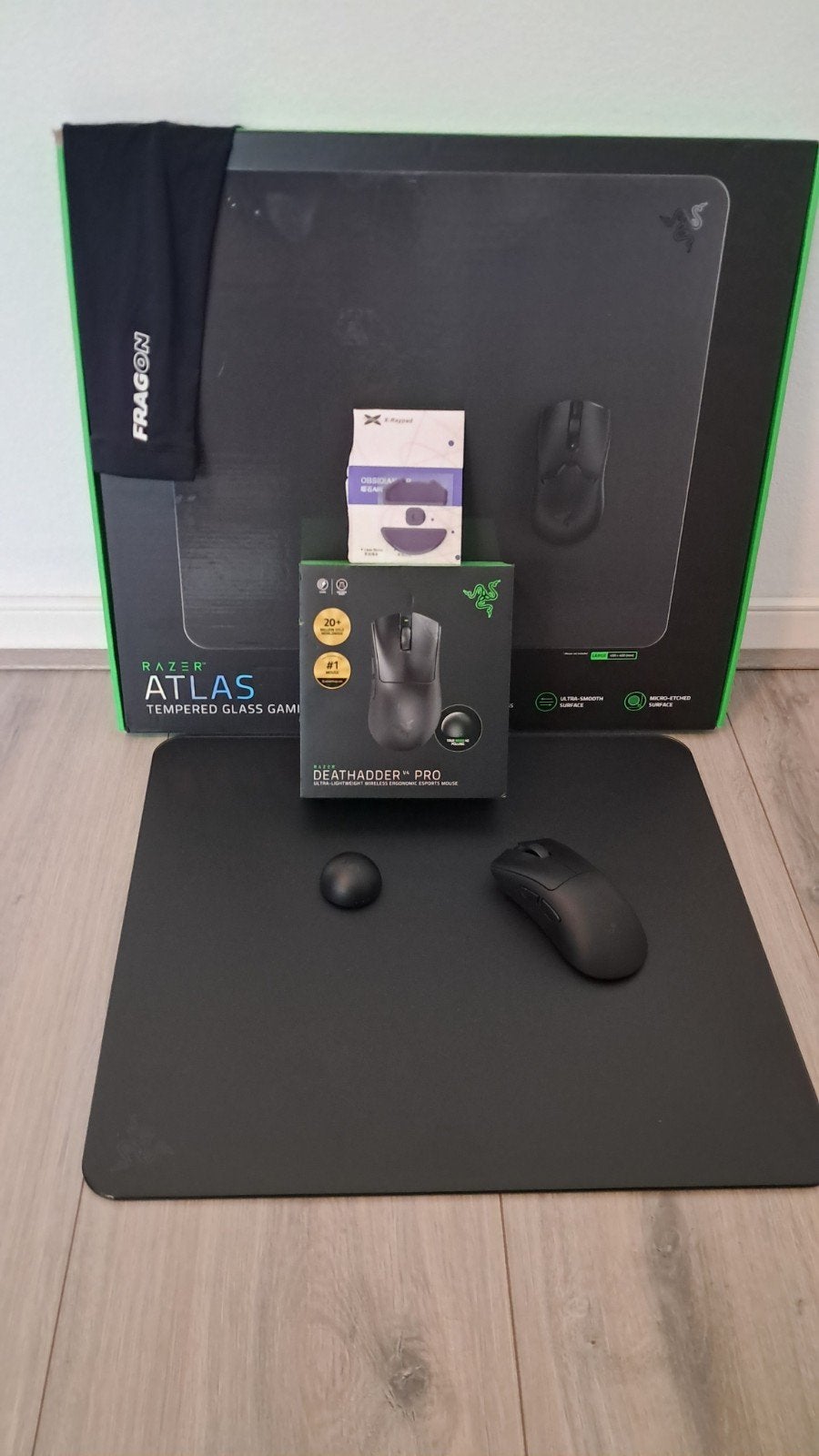 Razer DeathAdder V4 Pro Gaming Muis + Razer Atlas en meer, Rechtshandig, Muis, Gaming muis, Ophalen of Verzenden