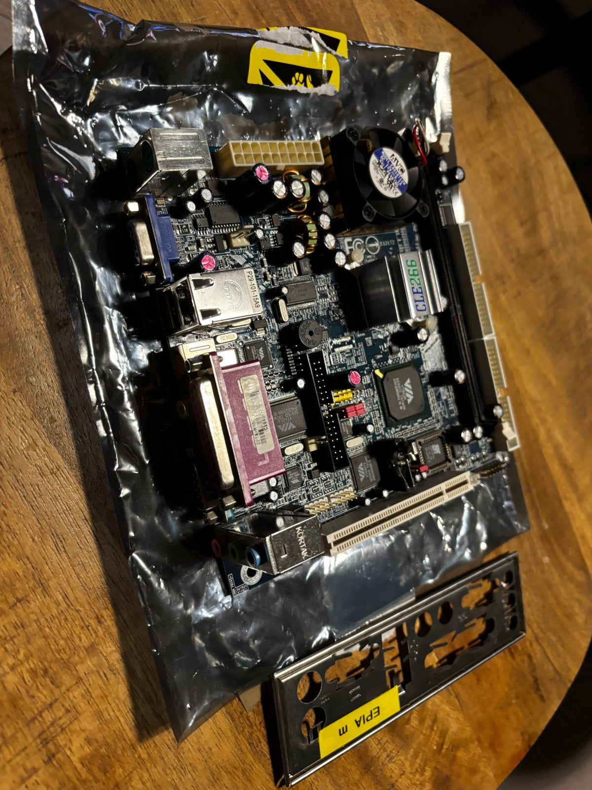 EpiaM9000 mini ITX moederbord, Ophalen of Verzenden, Zo goed als nieuw