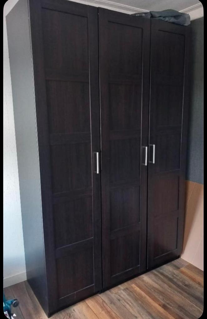 Complete IKEA PAX kledingkast 150/236cm, zwart/bruin, Huis en Inrichting, Gebruikt, Minder dan 100 cm, 50 tot 75 cm, 50 tot 100 cm