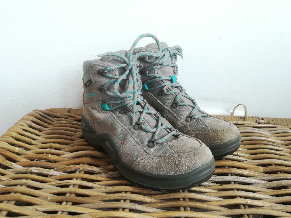Lowa Wandelschoenen Grijs maat 36, Ophalen of Verzenden, Gebruikt, Schoenen