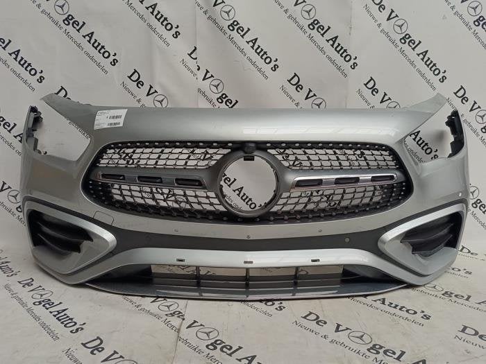 Voorbumper van een Mercedes GLA (9775), Gebruikt, -, Ophalen of Verzenden, Bumper