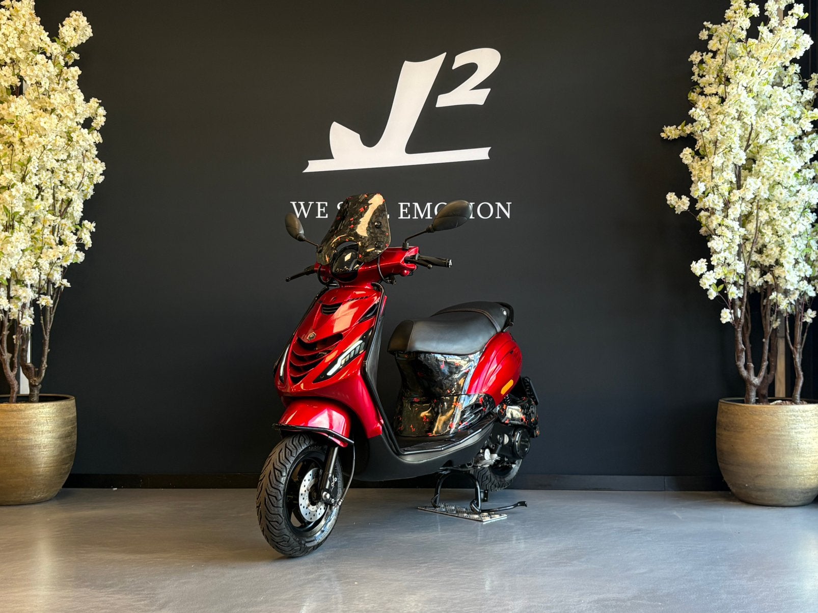 Piaggio Zip | Candy Red Forged Carbon | Brom | 2023 | 5951km, Overige modellen, ., Maximaal 45 km/u, Ophalen of Verzenden