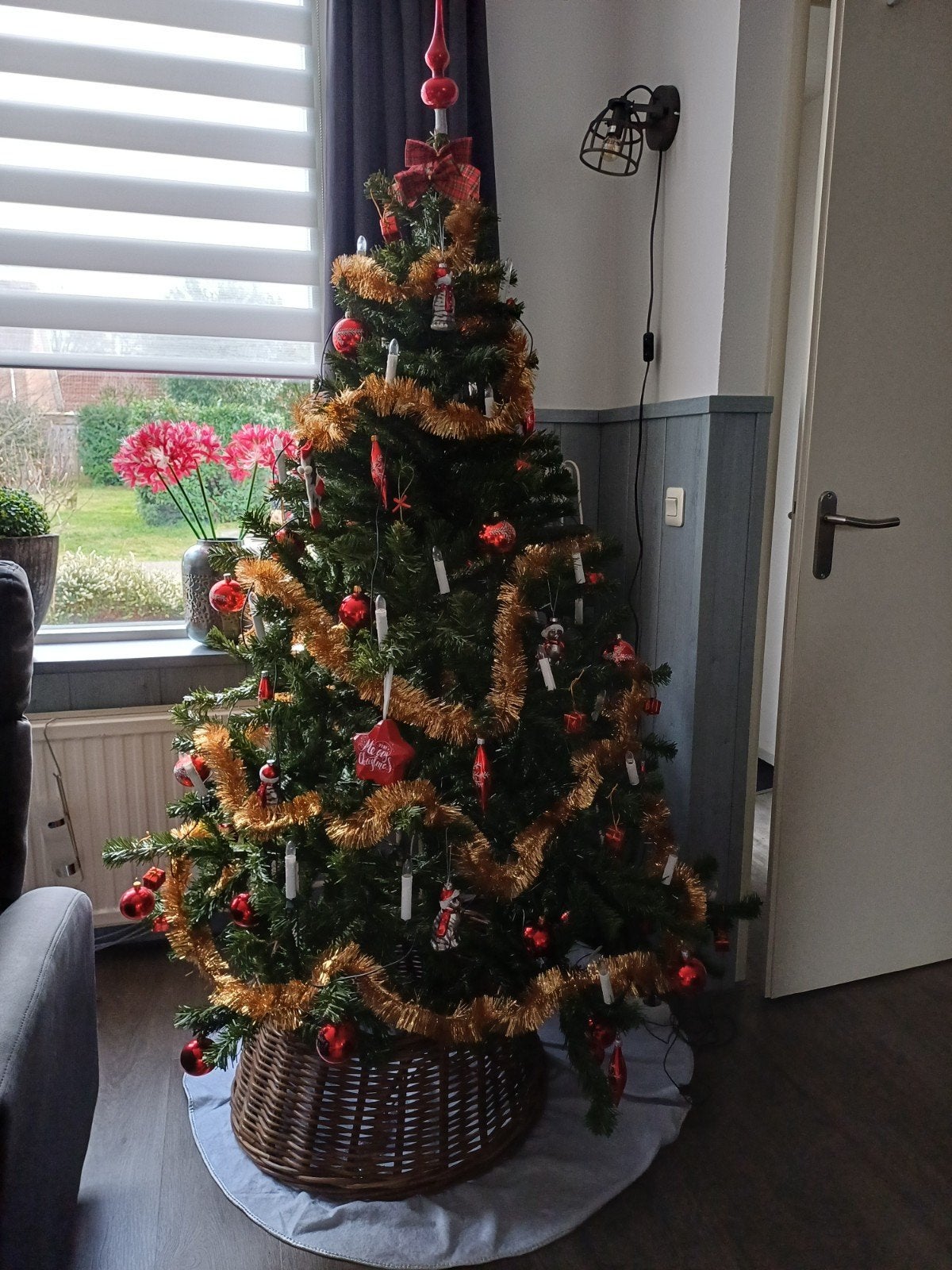 Kunstkerstboom 1,85 inclusief ballen, pegels en slingers, Diversen, Kerst, Ophalen