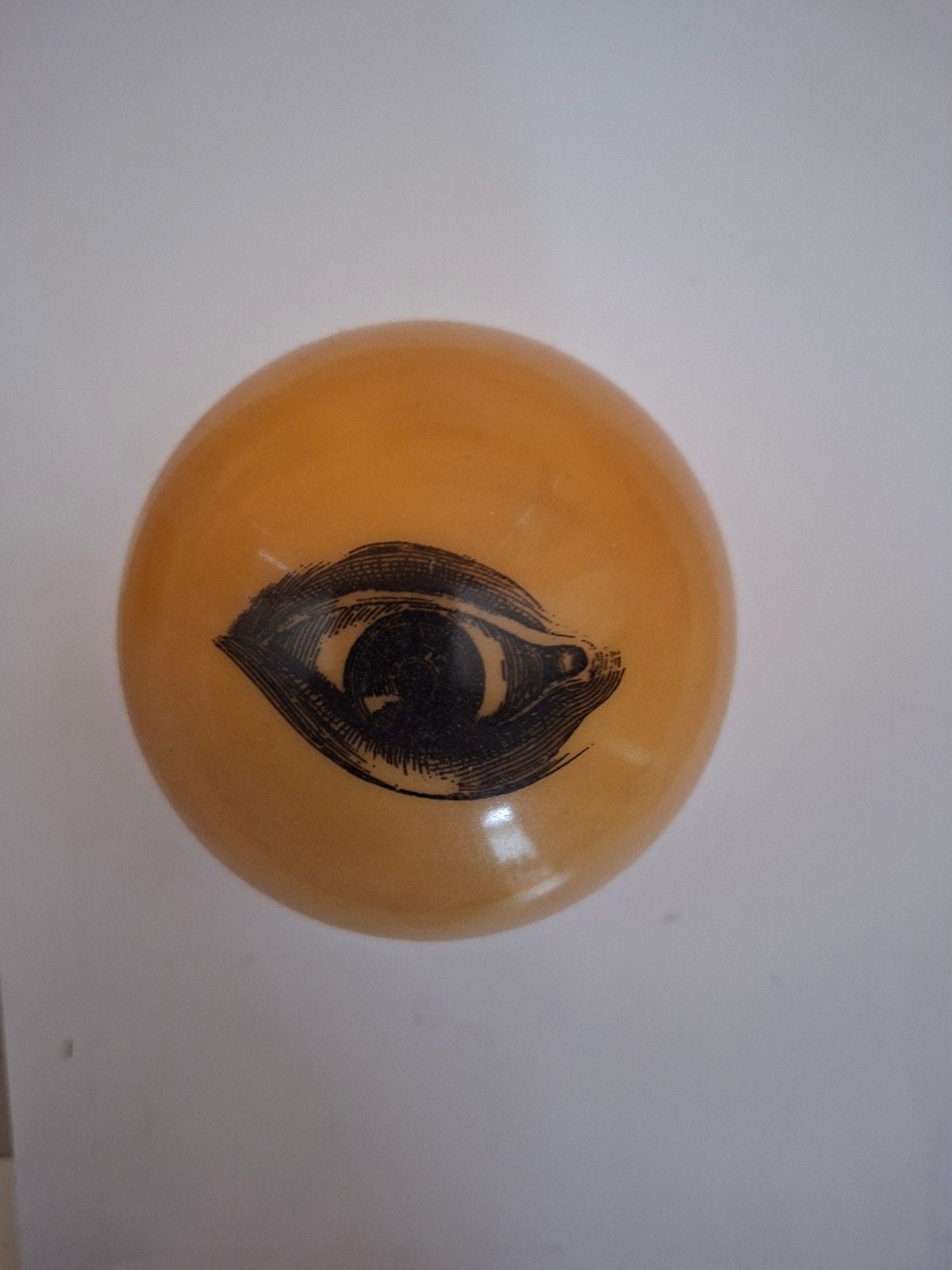 ronde bol.oog magic plastic curiosa vintage design, Verzenden