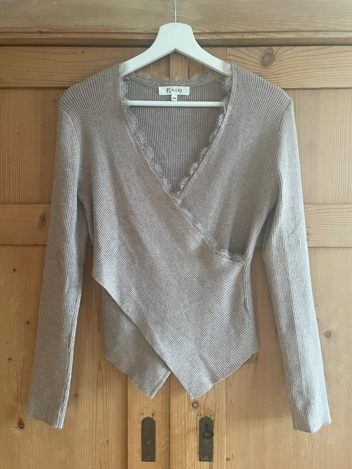 Top van Kilky maat S/M., Maat 38/40 (M), Verzenden, Beige, Zo goed als nieuw
