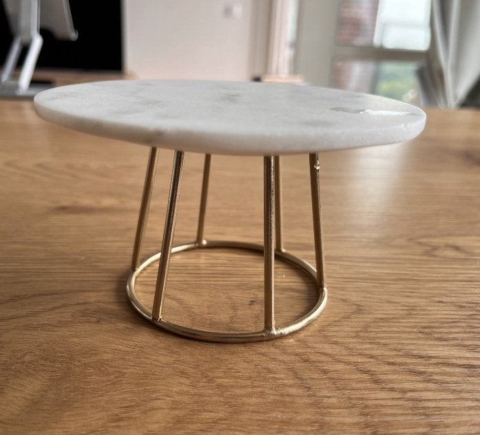 Marmeren cakestandaard met gouden voet, Ophalen, Nieuw, Overige materialen, Minder dan 50 cm