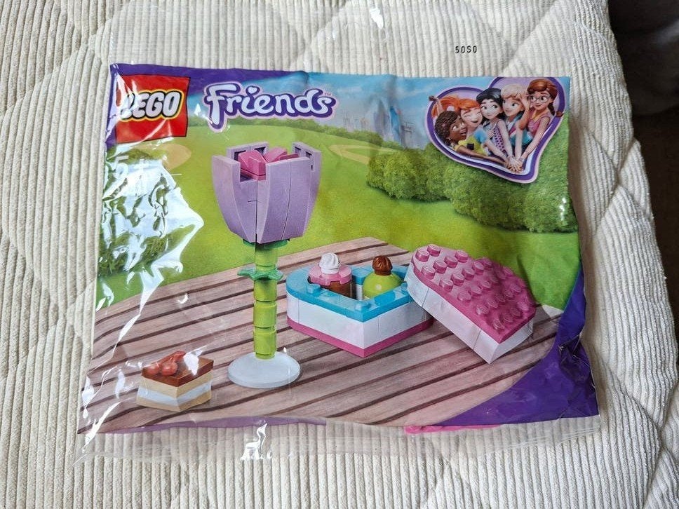 LEGO Friends 30411 - Chocolade Doos & Bloem, Lego, Nieuw, Friends, Ophalen of Verzenden