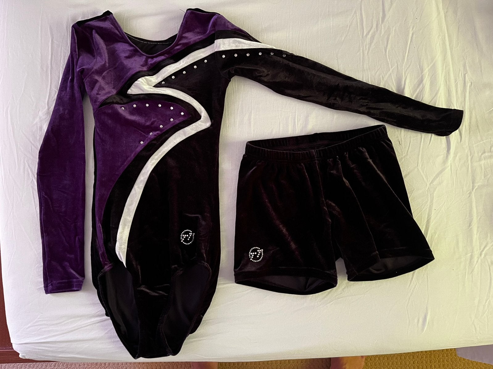 Turnpakje en broekje HBC Gymnastics, Ophalen, Zo goed als nieuw, Meisje