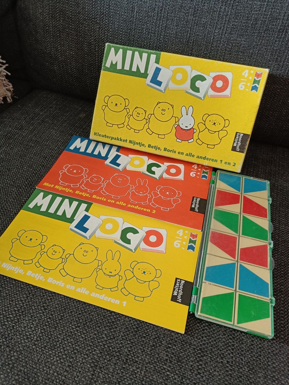 Mini Loco Kleuterpakket met 2 boekjes en basisdoos, Ophalen of Verzenden, Zo goed als nieuw, Puzzelen