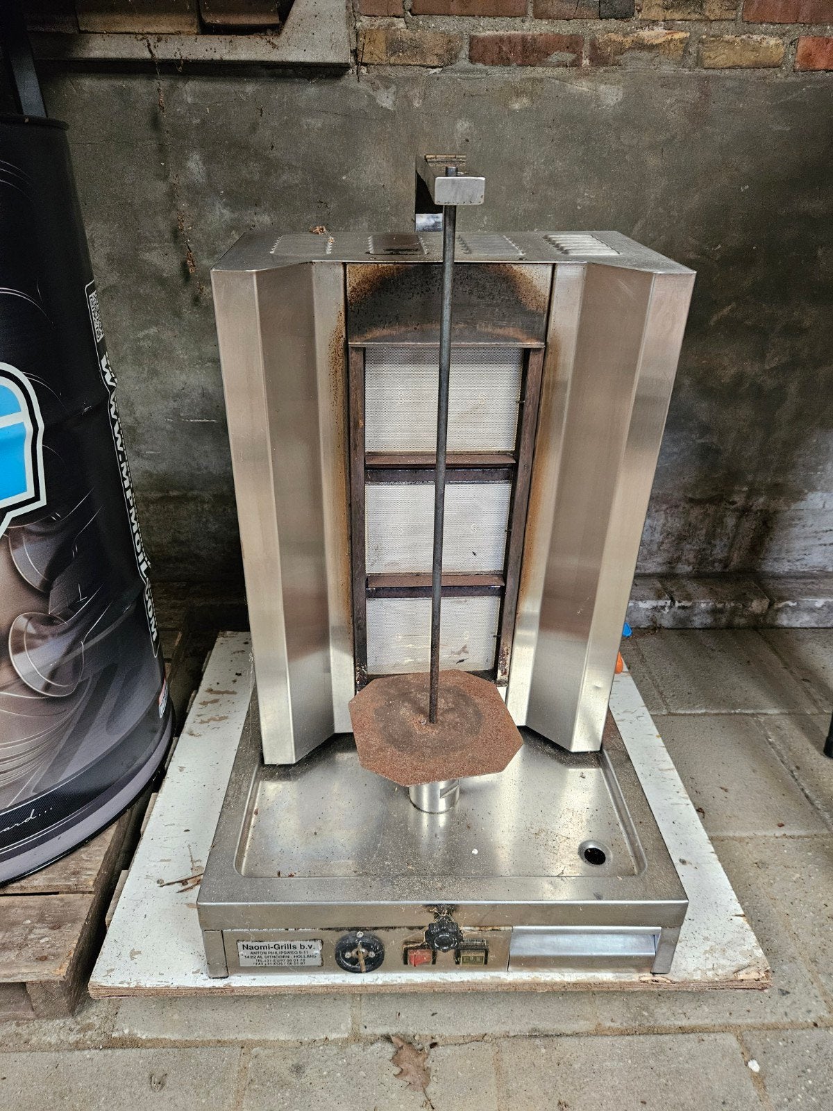 Naomi Grills shoarma/doner/gyros grill op propaan/butaan, Ophalen, Gebruikt
