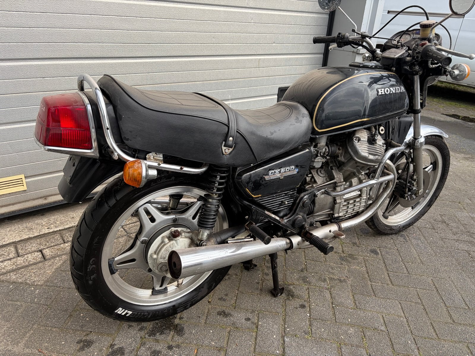 Honda CX500, Motoren, Cardan-aandrijving, 2 cilinders, Gebruikt, Particulier