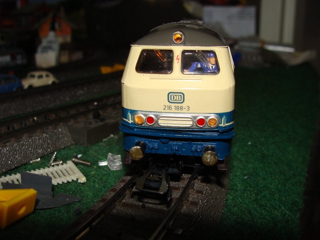 MARKLIN 3374 BR 216 FULL SOUND MFX, Wisselstroom, Locomotief, Ophalen of Verzenden, Zo goed als nieuw