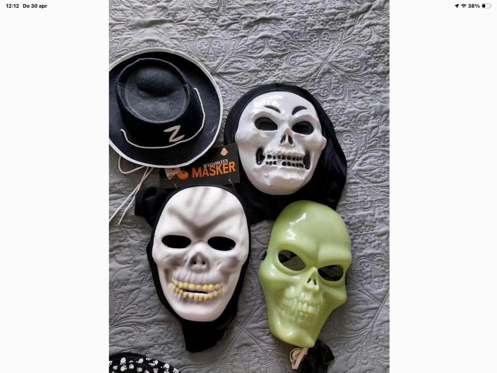 3 Maskers 🌺Voor verkleedpartijen Haloween en noem maar op, Hobby en Vrije tijd, Ophalen of Verzenden, Zo goed als nieuw, Carnaval