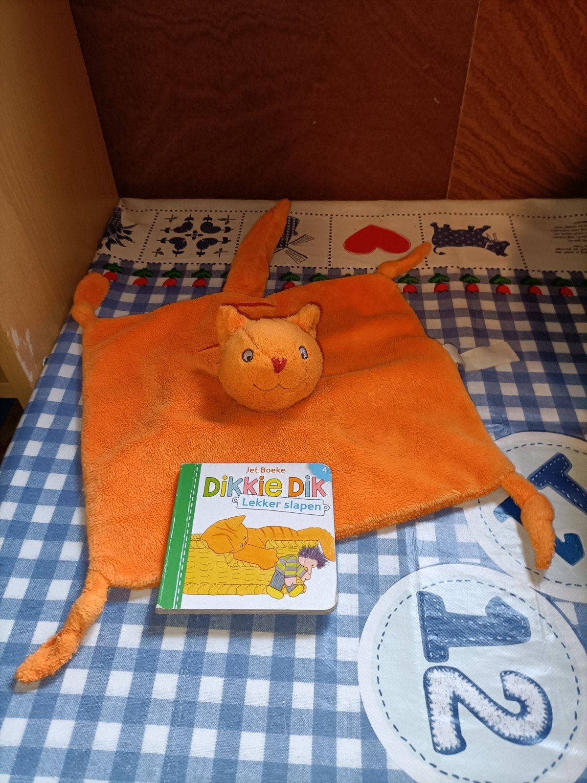 Dikkie Dik knuffeldoekje + 2 in 1 boekje, Kinderen en Baby's, Ophalen of Verzenden, Zo goed als nieuw, Overige typen