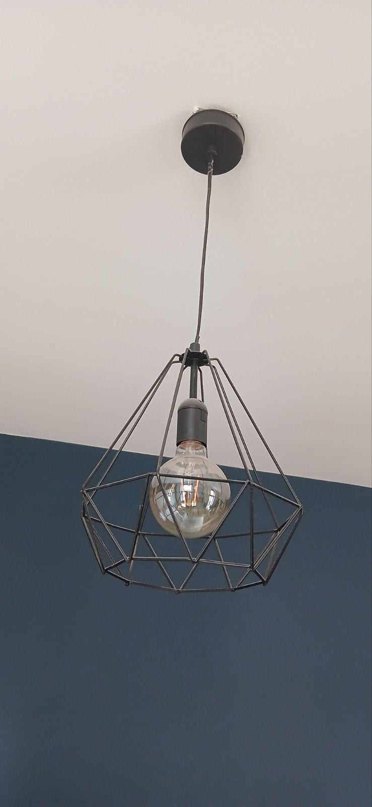 black metal ceiling lamp, Ophalen, Zo goed als nieuw, Metaal, E27 (groot)