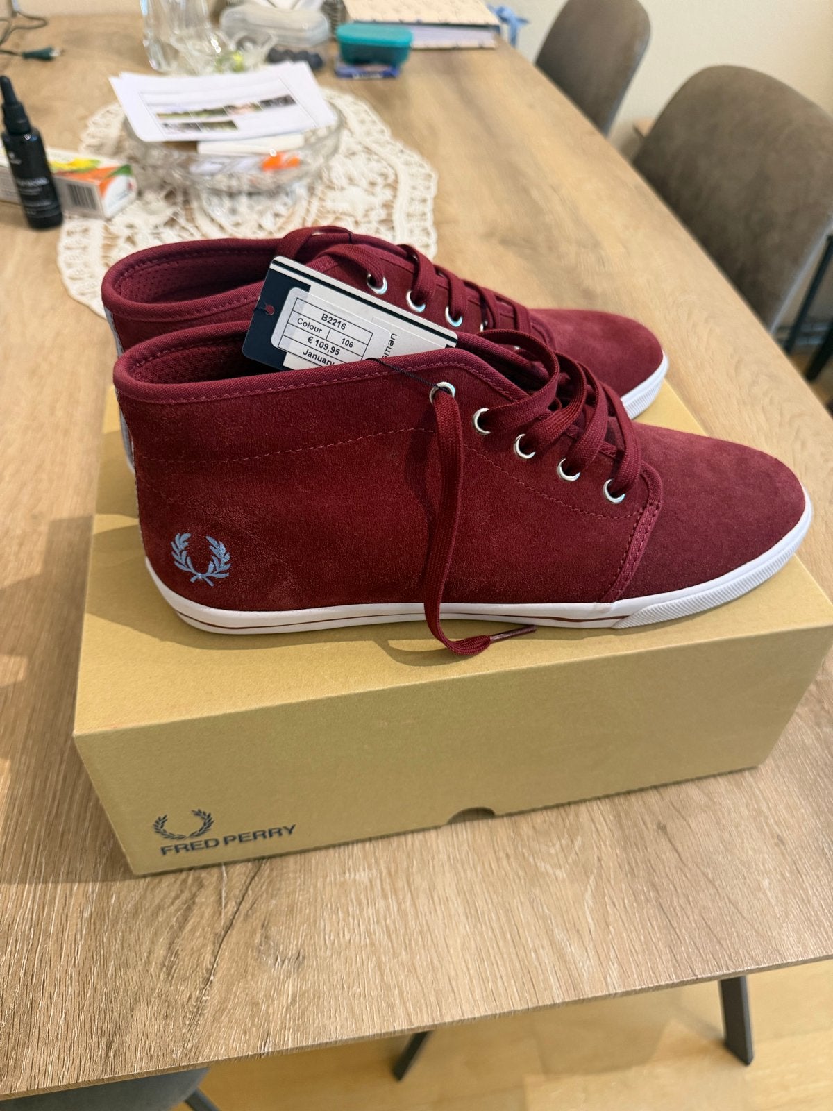 Nieuwe Fred Perry sneakers - Maat 42 - Bordeauxrood, Ophalen, Nieuw, Overige kleuren, Sneakers of Gympen