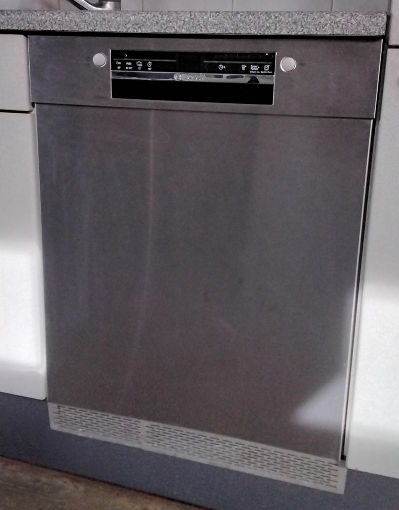 Bosch Silence onderbouw Vaatwasser, Ophalen, Zo goed als nieuw, 85 tot 90 cm