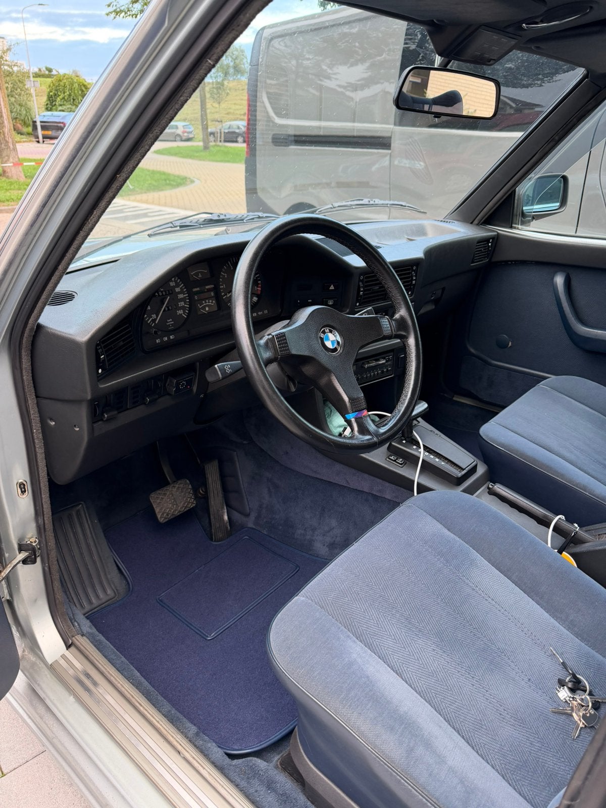 BMW 528i E28 Automaat – uitmuntende staat!, foto 7