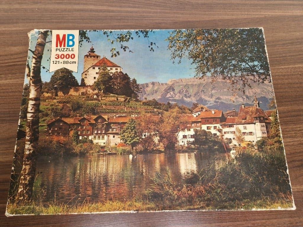 MB legpuzzzel 3000 stukjes, Buchs Zwitserland, Hobby en Vrije tijd, Ophalen of Verzenden, Meer dan 1500 stukjes, Zo goed als nieuw