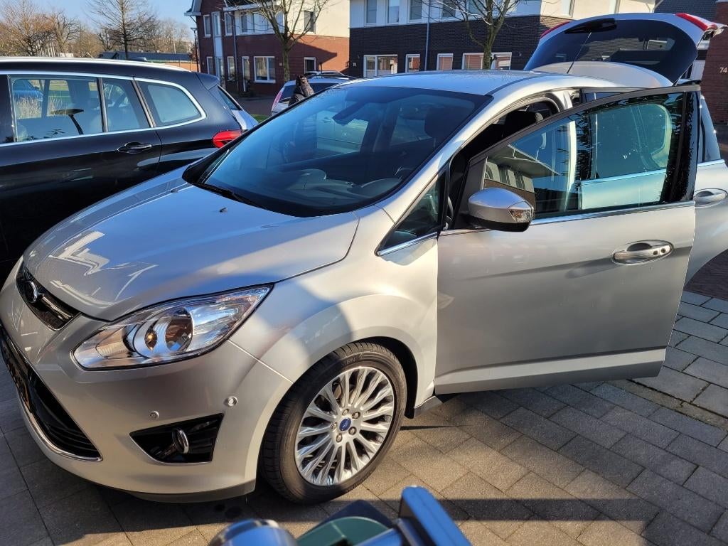 Ford C-Max 1.6 Ti-vct 92KW Grijs, Auto's, Voorwielaandrijving, 1596 cc, 4 cilinders, Handgeschakeld