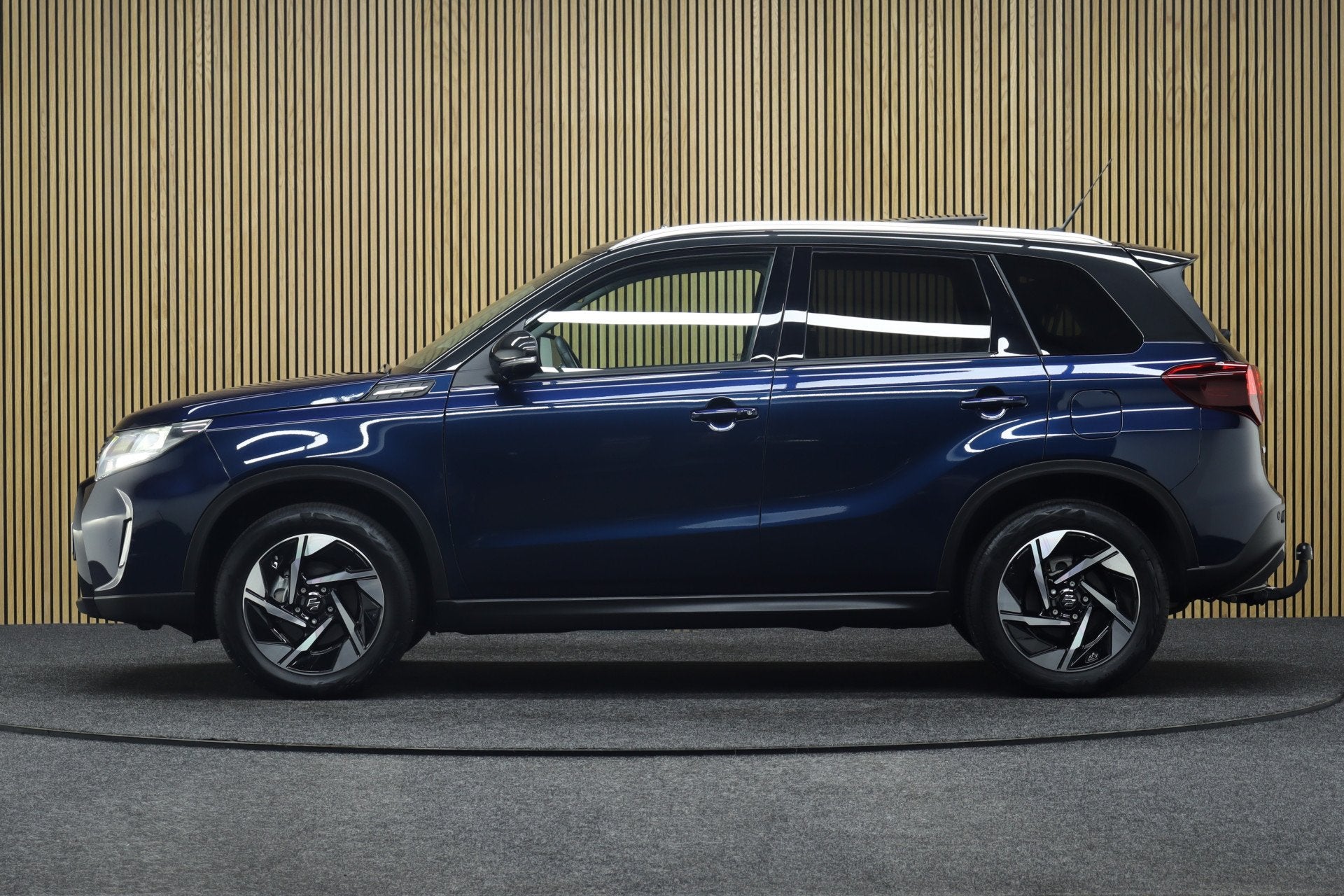 Suzuki Vitara 1.5 Hybrid Style AllGrip 4X4 | Afneembare Trek, Auto's, Gebruikt, 4 cilinders, 24 maanden, 102 pk