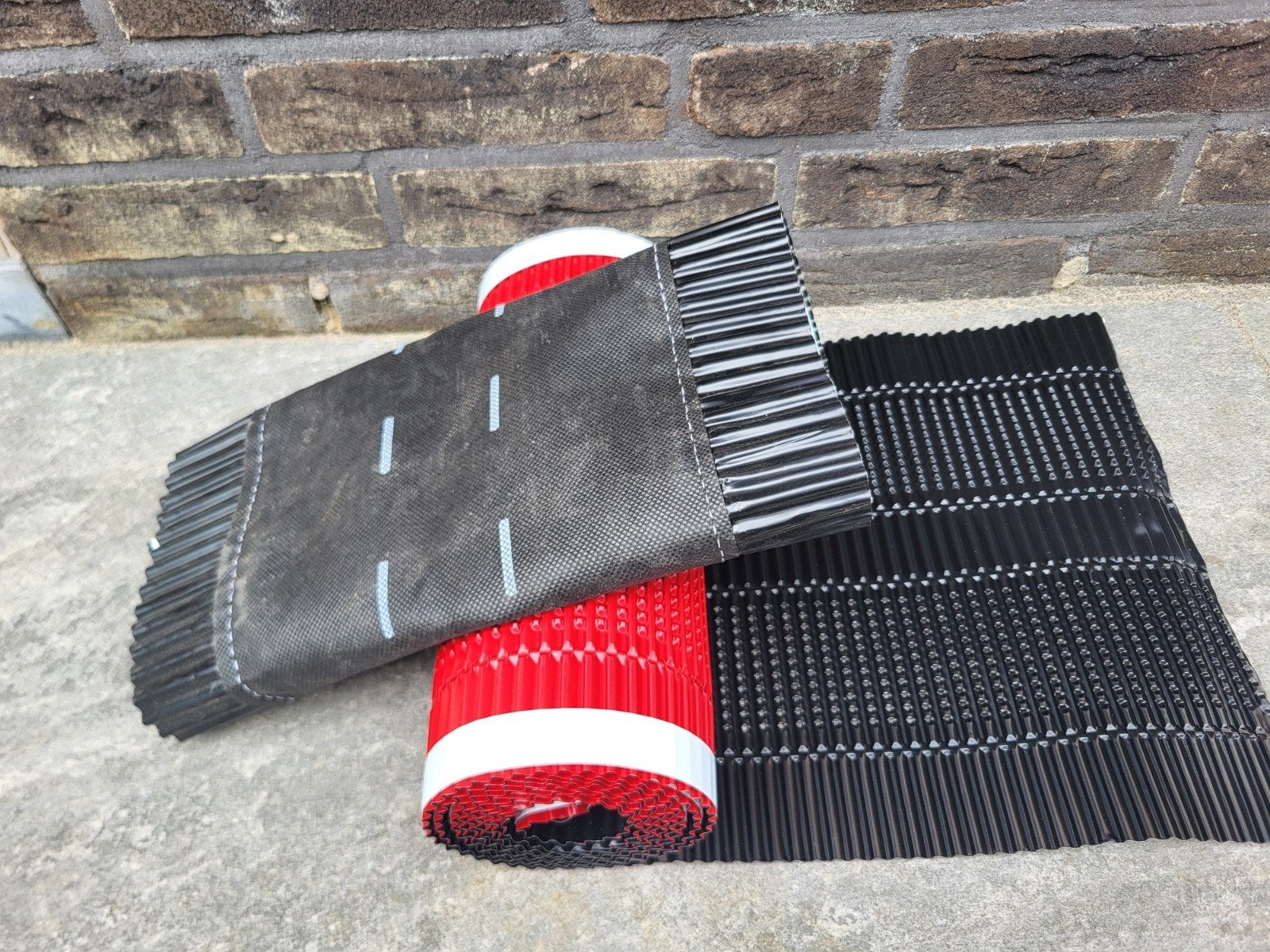 Nokrol: Ventilatieband voor nok en hoekkeper., Kunststof, Zwart, Overige typen, Nieuw