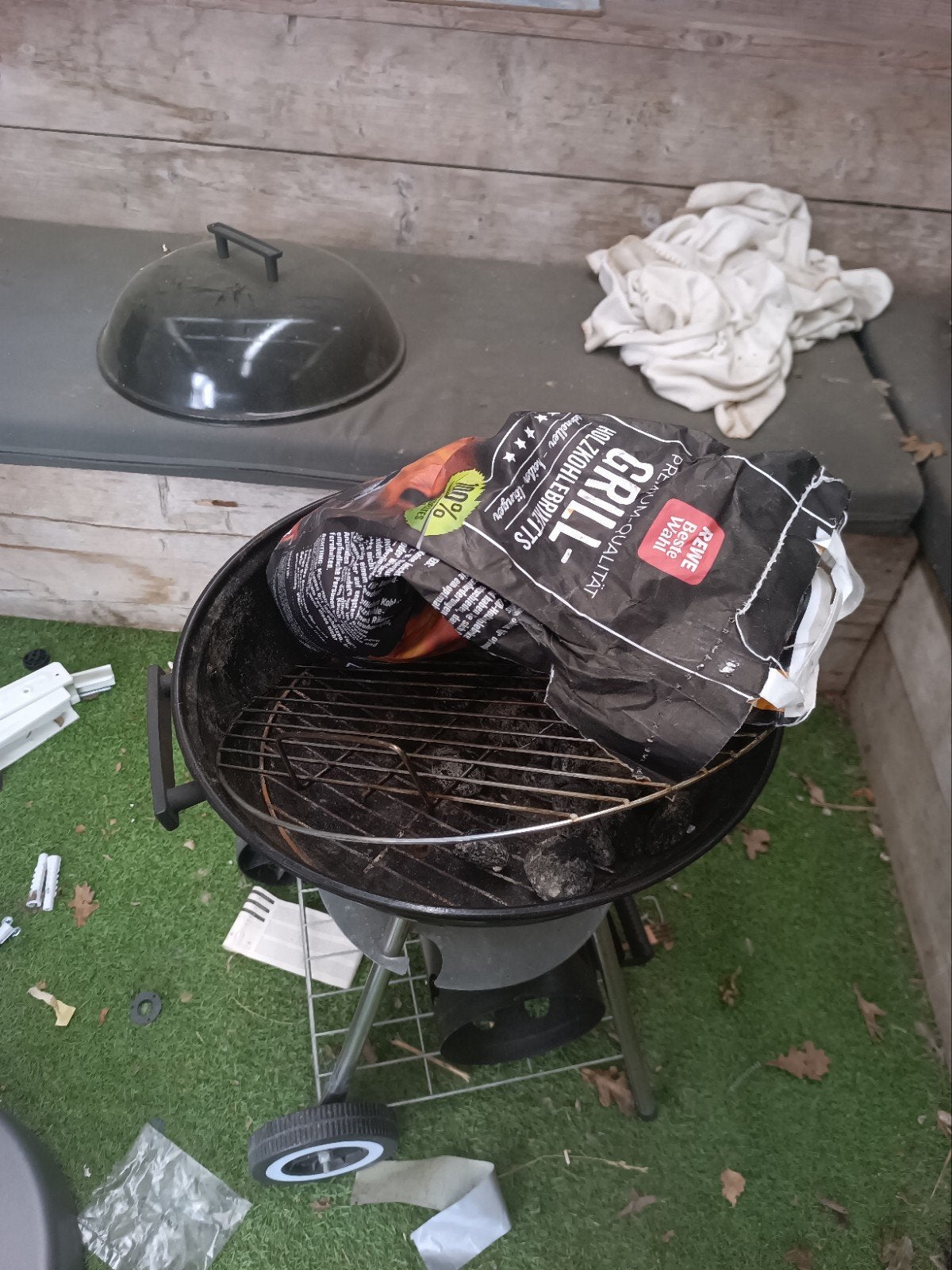 Gebruikte barbecue met deksel, Tuin en Terras, Ophalen, Gebruikt, Onbekend
