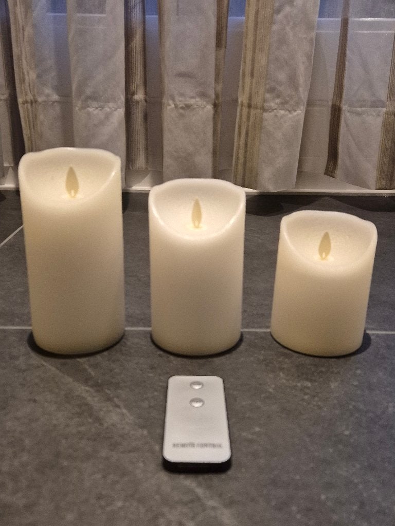 Anna's Collection LED Kaarsen met afstandsbediening-3 Stuks, Ophalen, 12 cm, Was, Zo goed als nieuw
