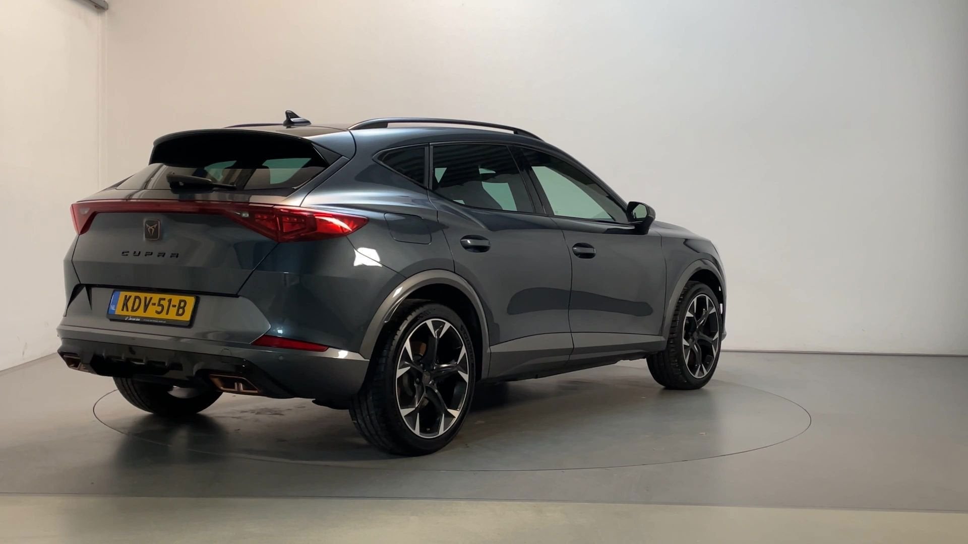 Cupra Formentor 1.4 e-Hybrid 245pk VZ Black Edition LED Came, Auto's, Cupra, Gebruikt, 4 cilinders, Leder en Stof, Plug-in hybride
