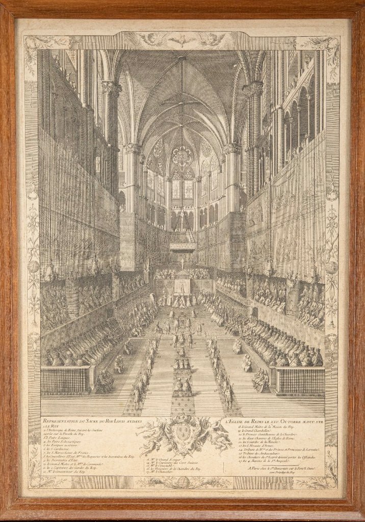 kroning van koning Lodewijk XV in de kerk van Reims gravure, Antiek en Kunst, 50 cm, Militair, Ophalen of Verzenden, Gravure