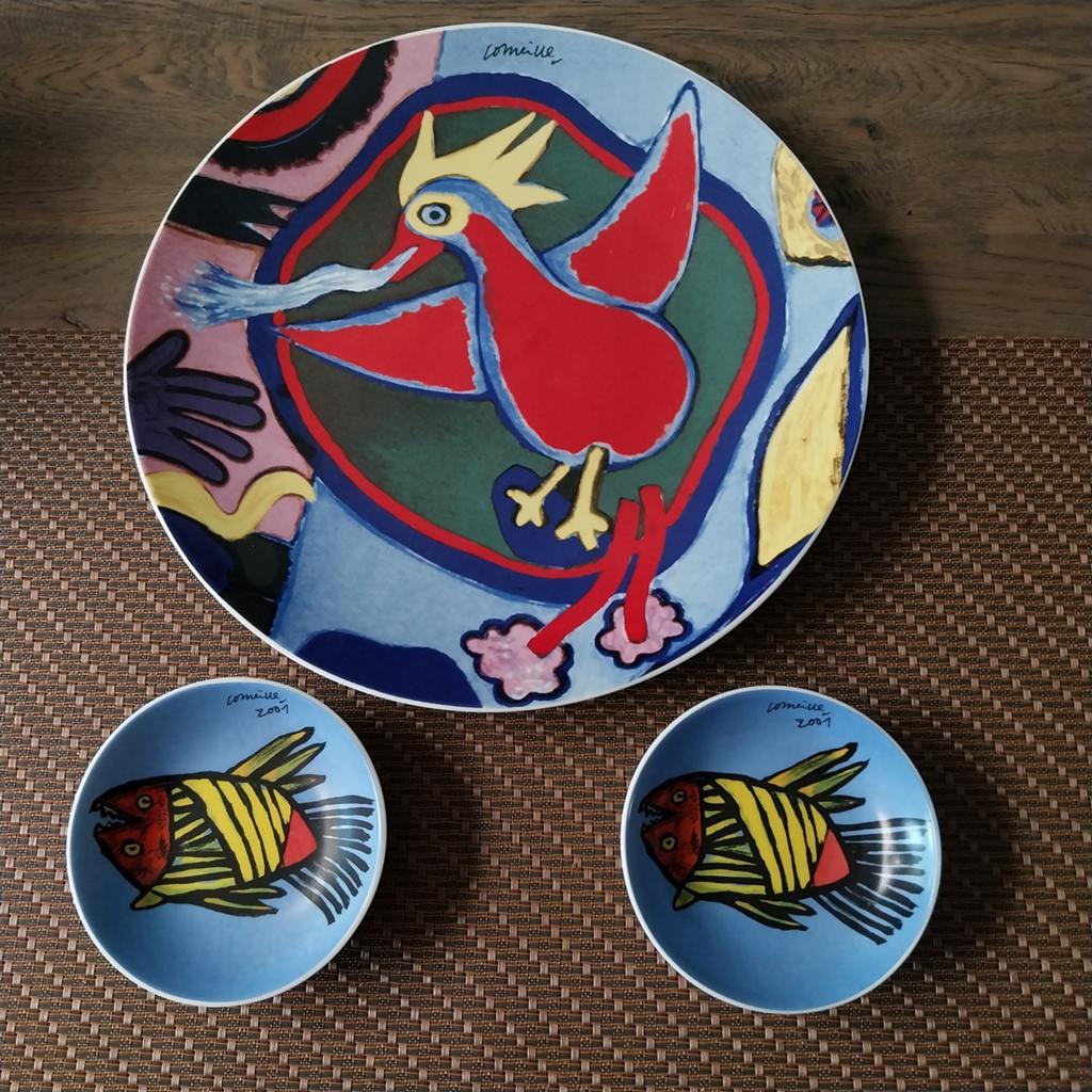 Corneille bord  30,5 cm en 2 schaaltjes met vis, Ophalen of Verzenden