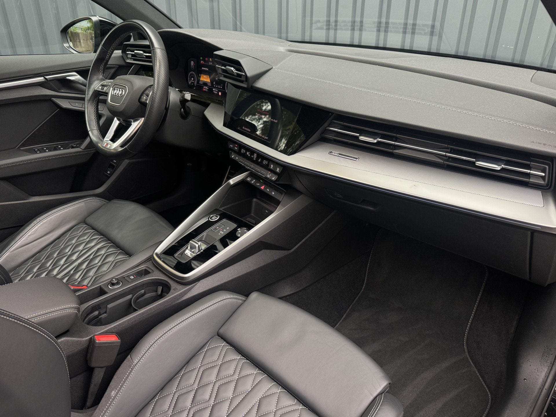 Audi A3 Sportback 40 TFSI e S-Line Memory, PANO, RS, Dealer onderhouden, Gebruikt, 4 cilinders, Zwart