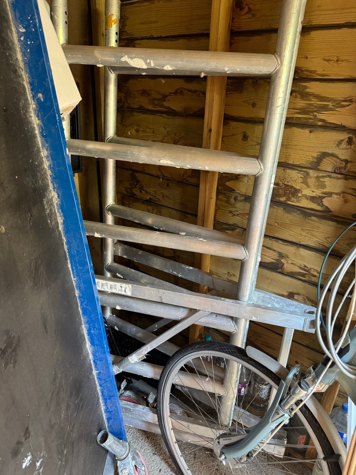 Gebruikte rolsteiger met platform - Ideaal voor klussen, Ophalen, Gebruikt, Rolsteiger of Kamersteiger, 2 tot 5 meter