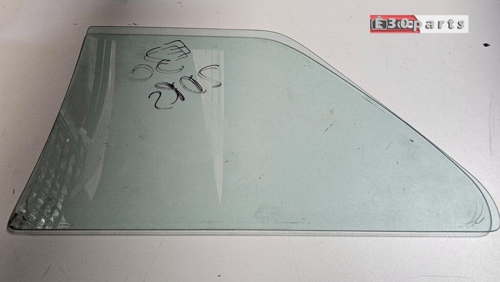 Zijruit raam groen rechts achter BMW E30 2 deurs 51361888456, Auto-onderdelen, Carrosserie en Plaatwerk, Deur, BMW, Gebruikt, Ophalen of Verzenden