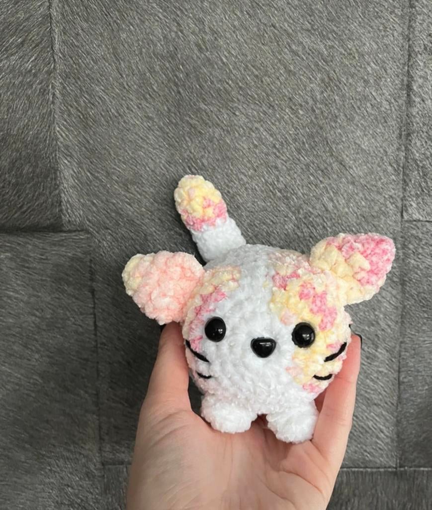 Schattige gehaakte kat knuffel - Handgemaakt, Overige merken, Nieuw, Ophalen of Verzenden, Kat