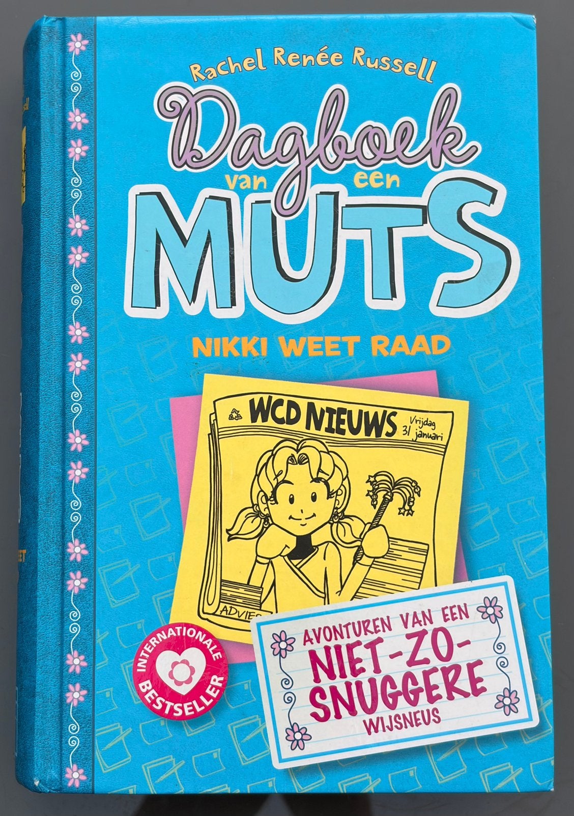 Rachel Renée Russell - Nikki weet raad, Ophalen of Verzenden, Zo goed als nieuw, Rachel Renée Russell