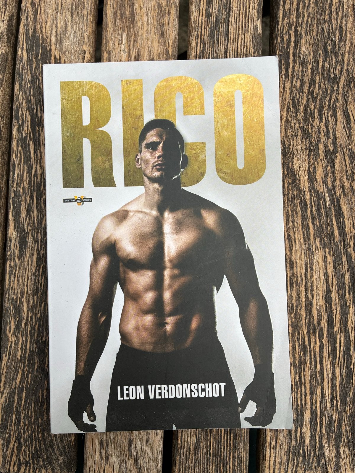 Rico Verhoeven biografie - Leon Verdonschot, Ophalen, Zo goed als nieuw, Nederland