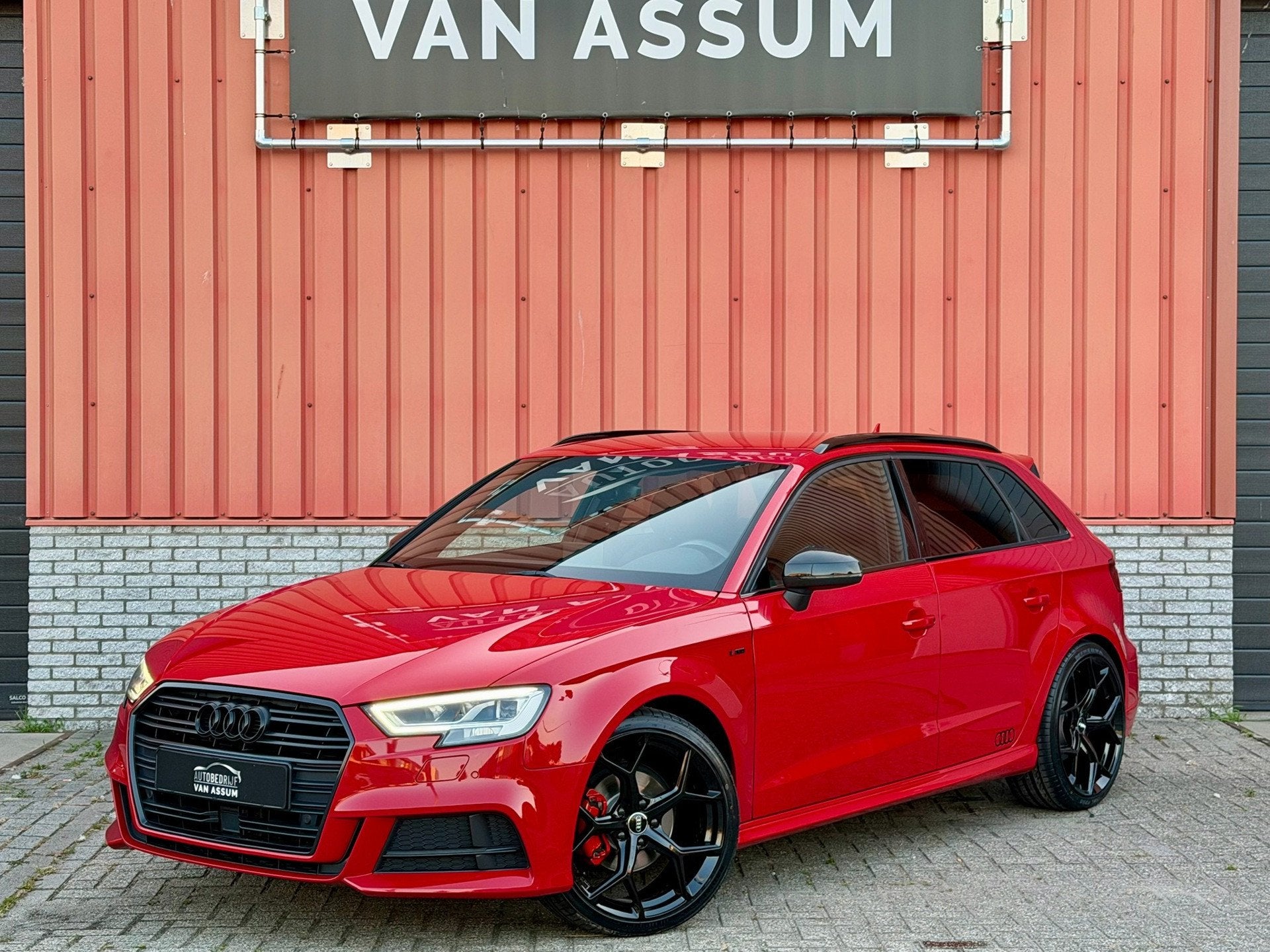 Audi A3 SPORTBACK 1.5 TFSI CoD 3x S-Line Virtual Carplay Key, 4 cilinders, 150 pk, Leder en Stof, Bedrijf
