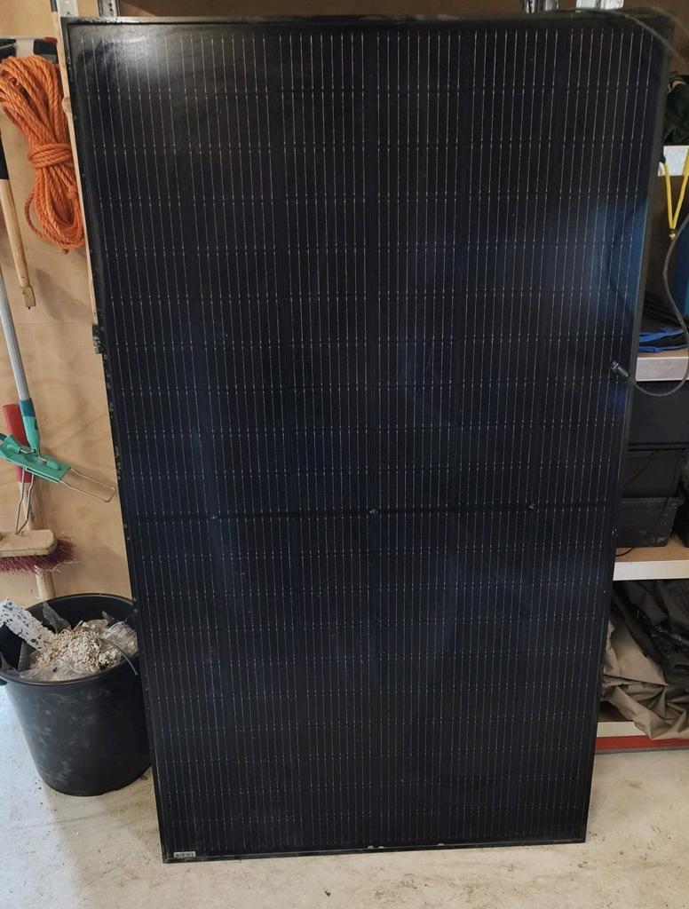 Zonnepaneel Astronergy CHSM60M-HC BL 325Wp, Doe-het-zelf en Verbouw, Zonnepanelen en Toebehoren, Ophalen